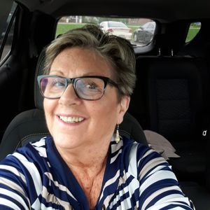 Meet your Posher, Paula